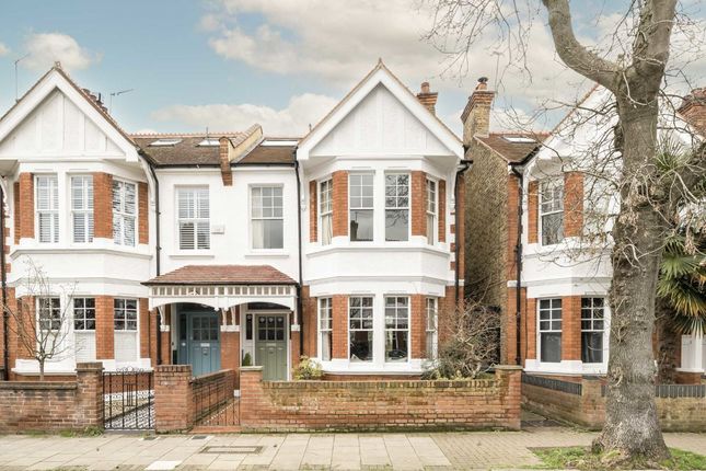 Thumbnail Property to rent in Alwyn Avenue, London