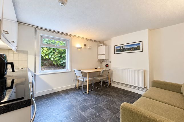 Garden Flat, 12 Lansdown Road, Bristol photo 2