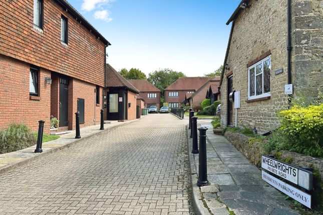9, Wheelwrights, West Chiltington photo 2