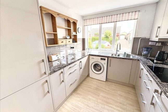 9, Sycamore Close, Selston photo 3