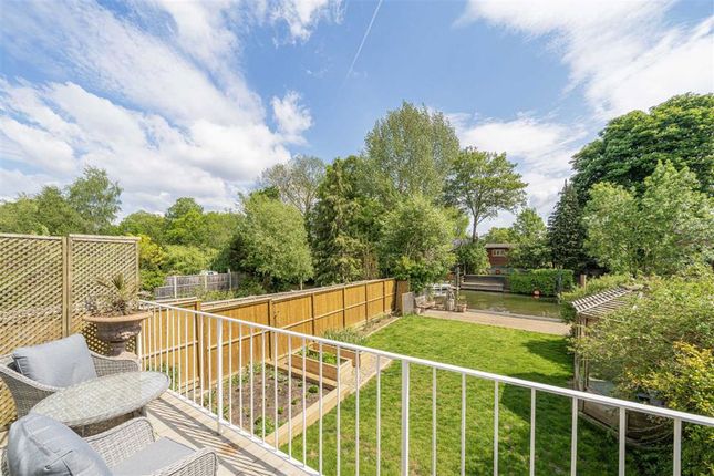 3-bed house on Ripples, Willow Way, Sunbury-On-Thames, £1,050,000