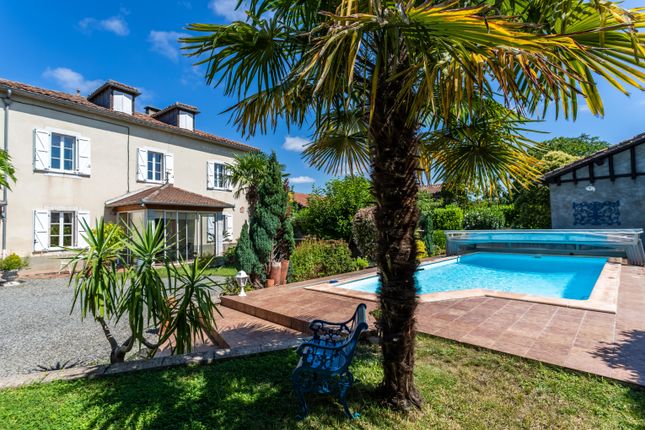 Property for sale in Martres De Riviere, Occitanie, 31210, France
