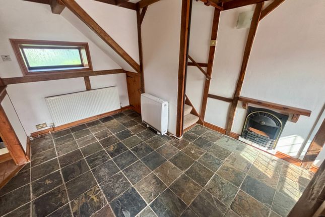 2 Gwargate, Cwmann, Lampeter photo 3