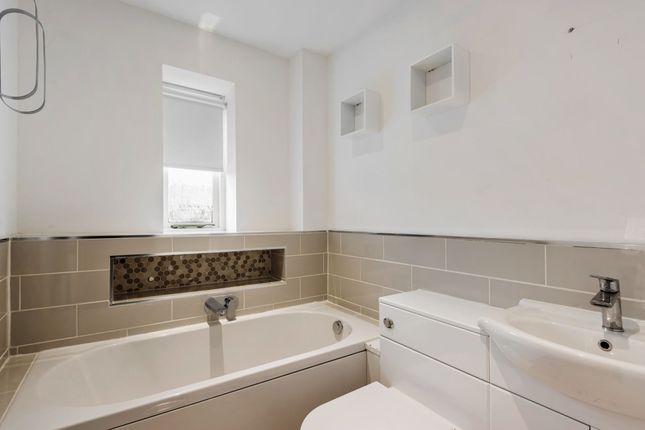 70 Coopers Green, Bicester photo 4