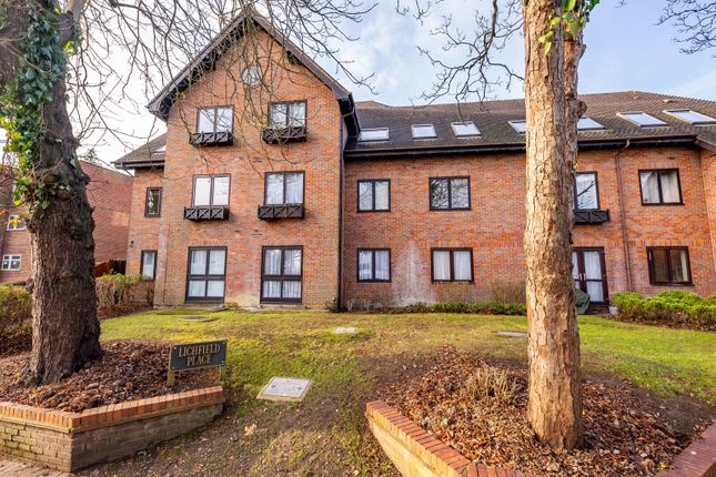 Thumbnail Flat to rent in Lichfield Place, Lemsford Road, St. Albans, Hertfordshire