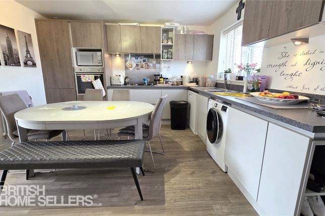 38, Rosebay Gardens, Mansfield photo 4