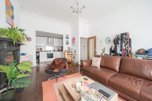 Flat 1,, Wellington Court, Hove photo 3