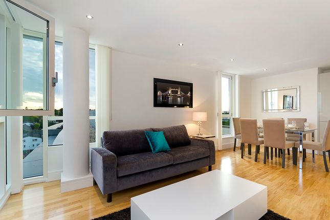 Flat 708, The Crescent, London photo 4
