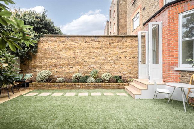 Ground and Lower, 16, Barkston Gardens, Earls Court photo 4