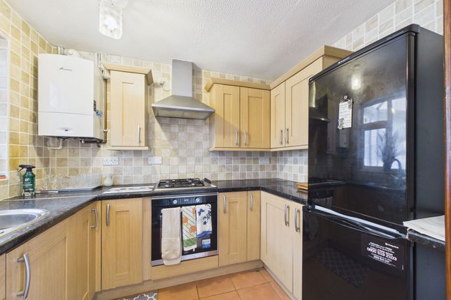10 Crabtree Close, Matlock photo 2