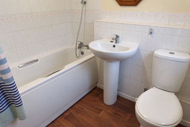 Churchwood Drive, Chichester photo 3