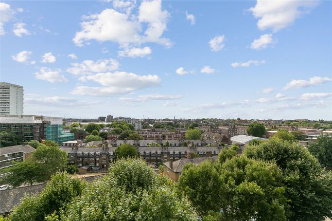 Flat for sale in York Place, London