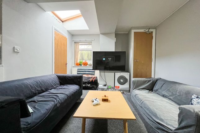 Rhymney Terrace(*), Cardiff photo 2