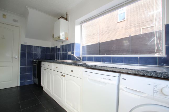 69 Tunwell Greave, Sheffield photo 5