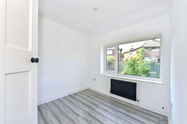 50, Hopedale Rd, Sheffield photo 4