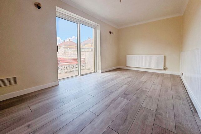 37, St Helier Drive, Port Talbot photo 3