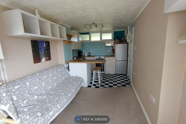 The Hornbeams, Harlow photo 3