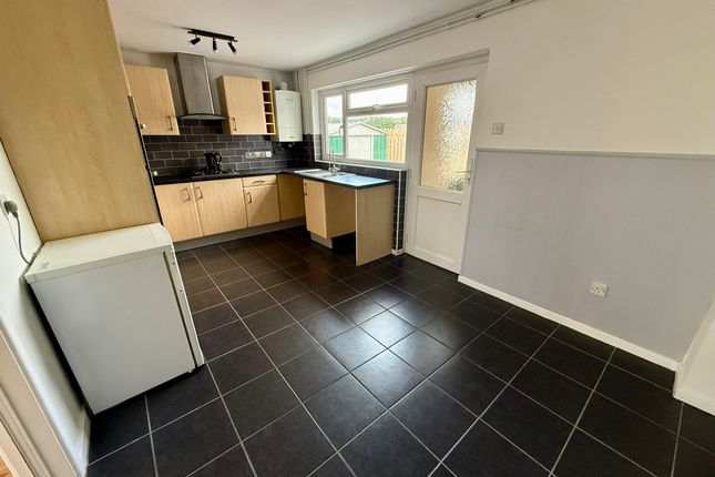 122, Heol Tyn-Y-Fron, Aberystwyth photo 5