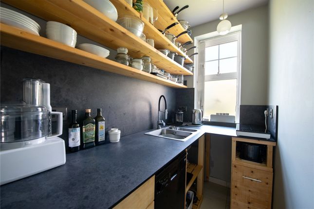 Studio studio on 25, Holmefield Court, London, £277,000