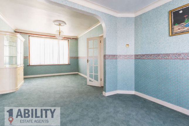 7774, Crosslands Avenue, London photo 2