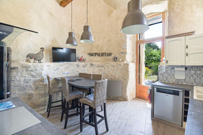 Property for sale in Revest Du Bion, Alpes-De-Haute-Provence, Provence-Alpes-Côte D'azur, France