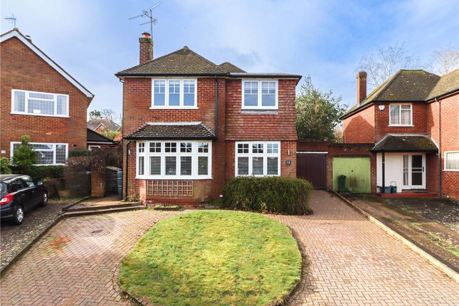 Thumbnail Detached house for sale in Mayfield Close, Harpenden, Hertfordshire