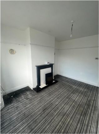 46, Newsome Road, Newsome, Huddersfield photo 5