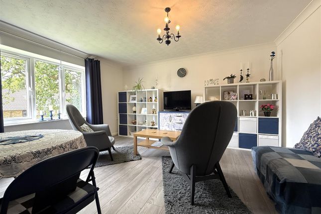 20, Oak Green, Markfield photo 2