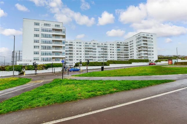Flat for sale in Marine Drive, Brighton, East Sussex