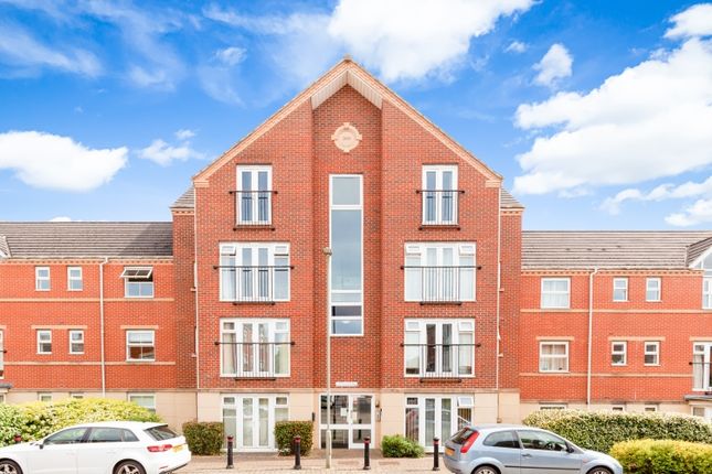 2 bed flat for sale in Alma Road, Banbury OX16