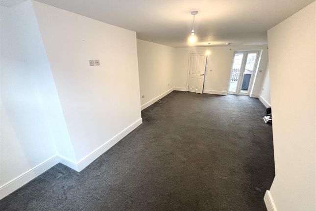6, Burnell Road, Durham photo 3