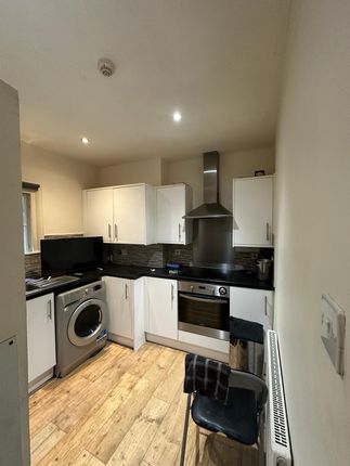 Room to rent in Old Redding, Harrow