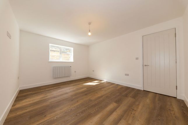 100 London Road, Hemel Hempstead photo 4