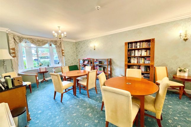 Crowstone Road, Essex photo 5