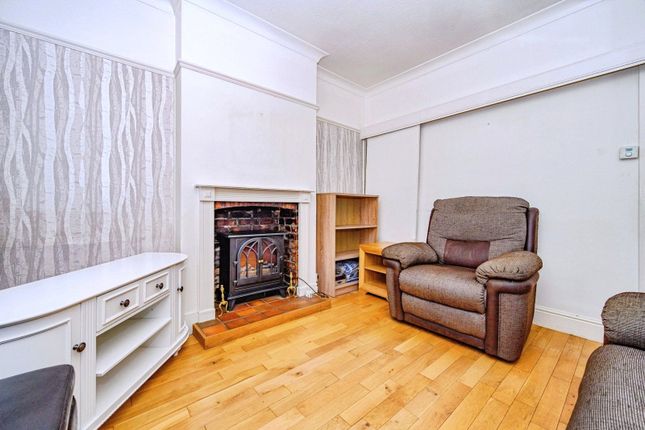89, Butlin Road, Bedfordshire photo 4