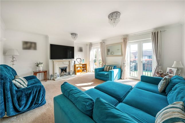 8, Perseus Terrace, Portsmouth photo 2