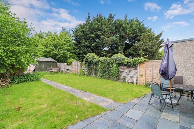 Terraced house for sale in Tanners Hill, Abbots Langley