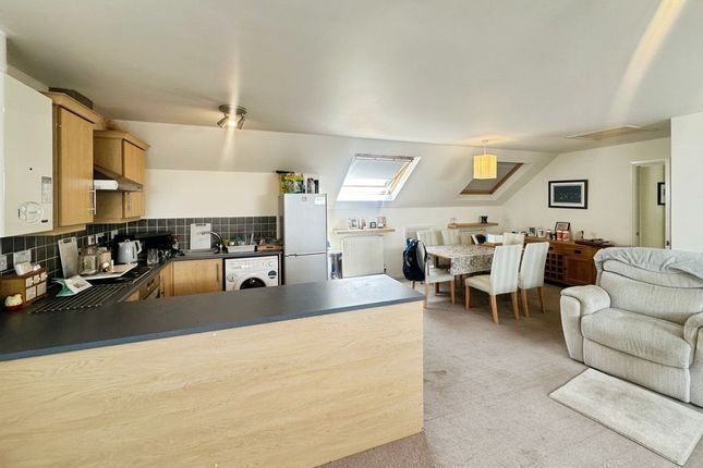 117, Broadoaks, Bury photo 4