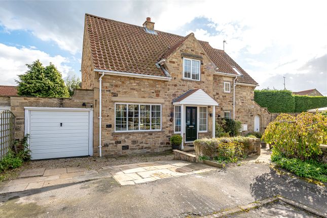 Thumbnail Country house for sale in The Vale, Millbeck Green, Collingham
