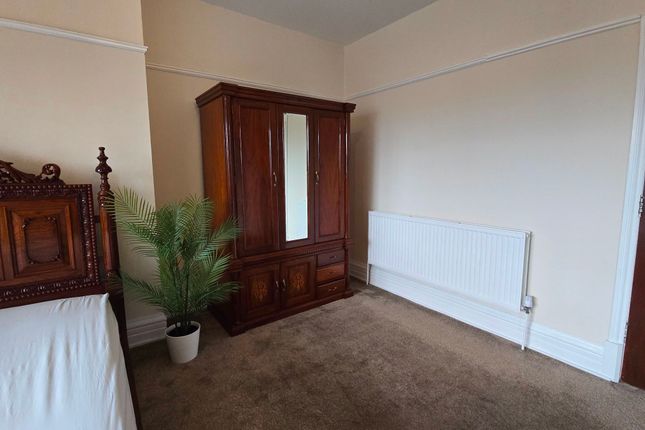 81 Beresford Road, Manchester photo 3
