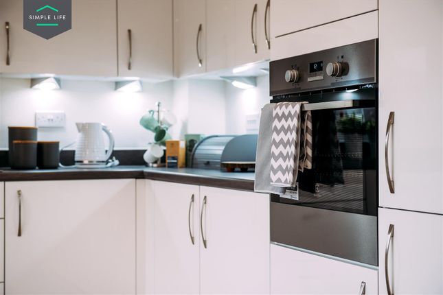 Trent_Kitchen1.Jpg