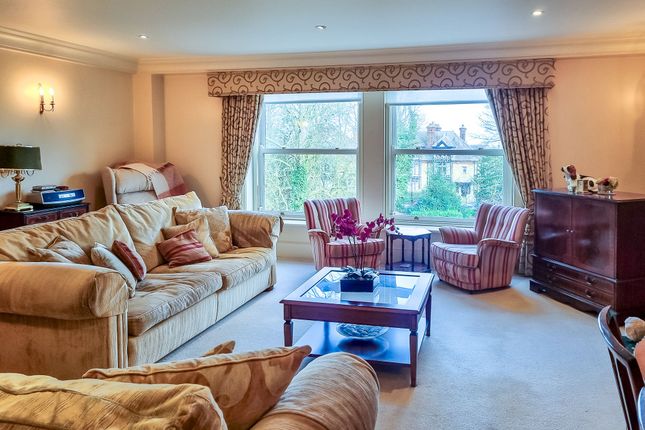 Flat for sale in The Oval, Harrogate