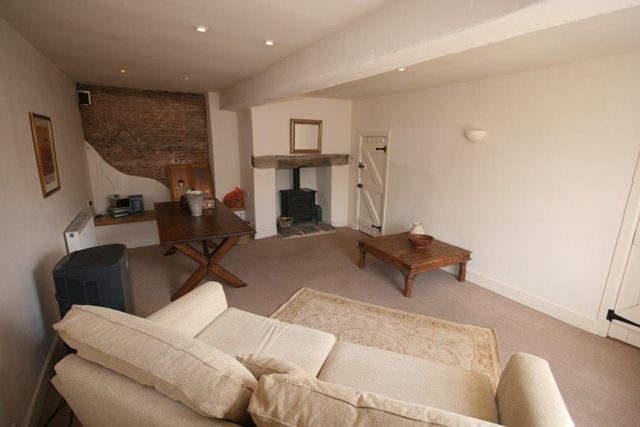 Forest End, 42A Fore Street Devon, Topsham photo 3