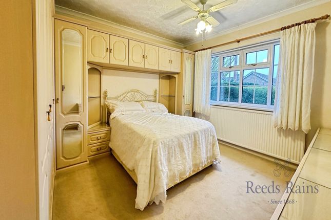 42, Hawthorn Drive, Selby photo 4