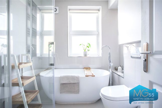 Flat 3, 53, Alexandra Grove, London photo 4