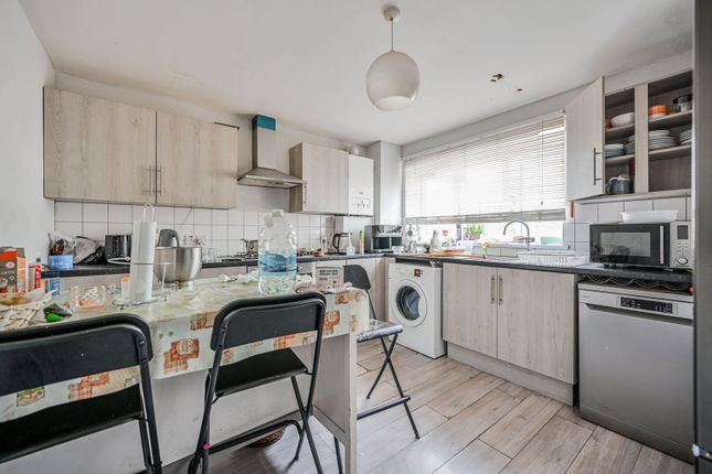 Howard Road, Newington Green, N16, Newington Green photo 4