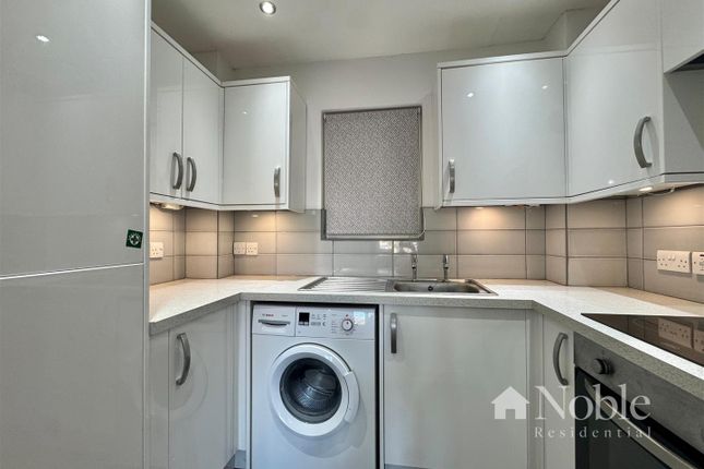 39 Queenswood House, Eastfield Road, Brentwood photo 3