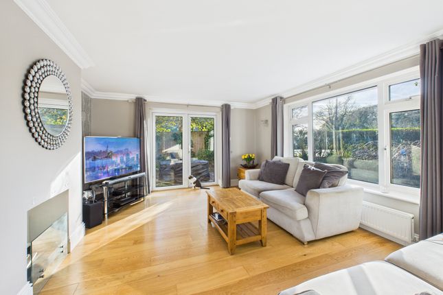 Little Charnwood, Beaconsfield photo 2