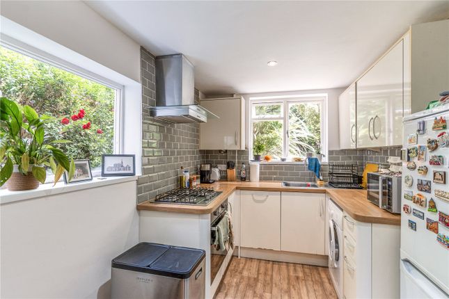 Thumbnail Maisonette to rent in Dunstans Road, East Dulwich, London