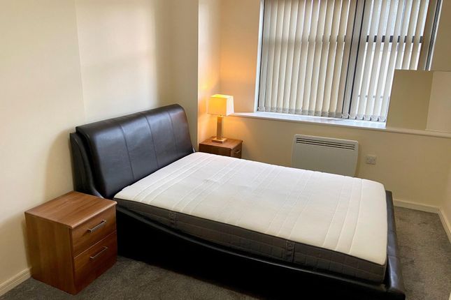 Flat to rent in Newhall Street, Birmingham